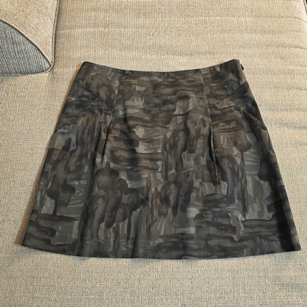 Theory Gray Black Patterned Casual Minimalist Trendy Skirt Size 8